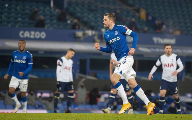 海港整体的 海港整体的